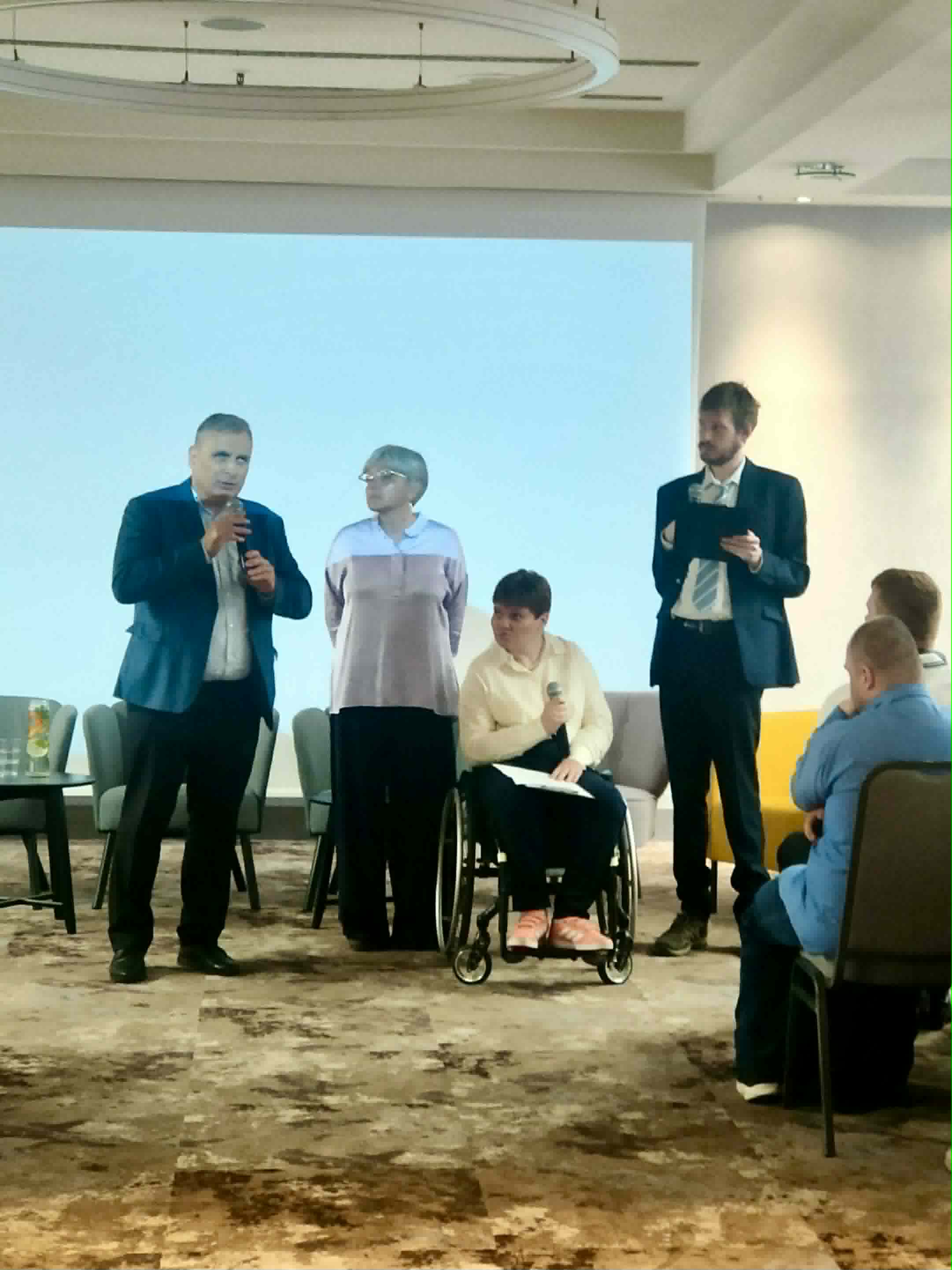 uczestnicy konferencji 6