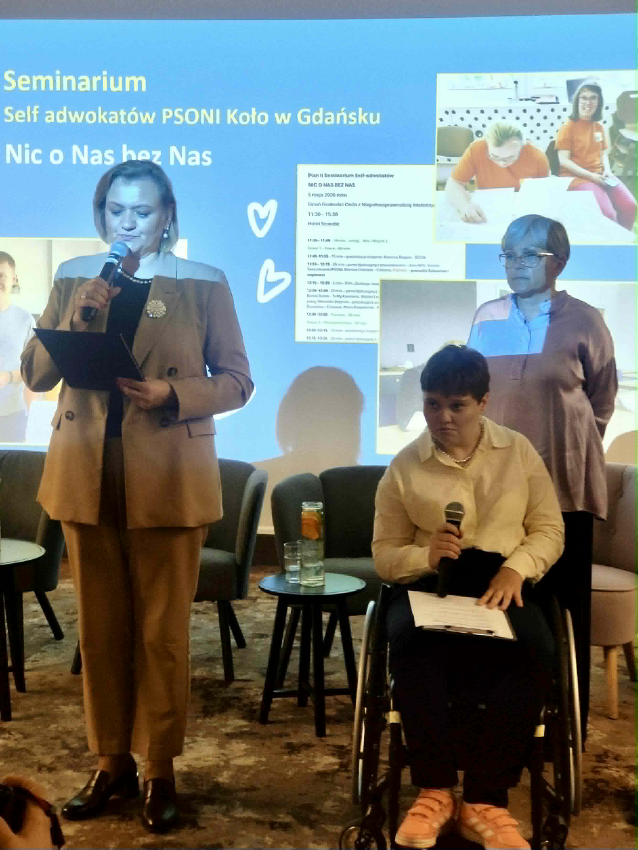 uczestnicy konferencji 9